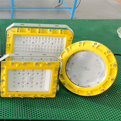 Lampu High Bay LED IP66 Luar Ruangan Bersertifikasi Tahan Ledakan untuk Area Kerja Berbahaya Tambang Batubara Gas Alam Minyak Hemat Energi Tahan Lama